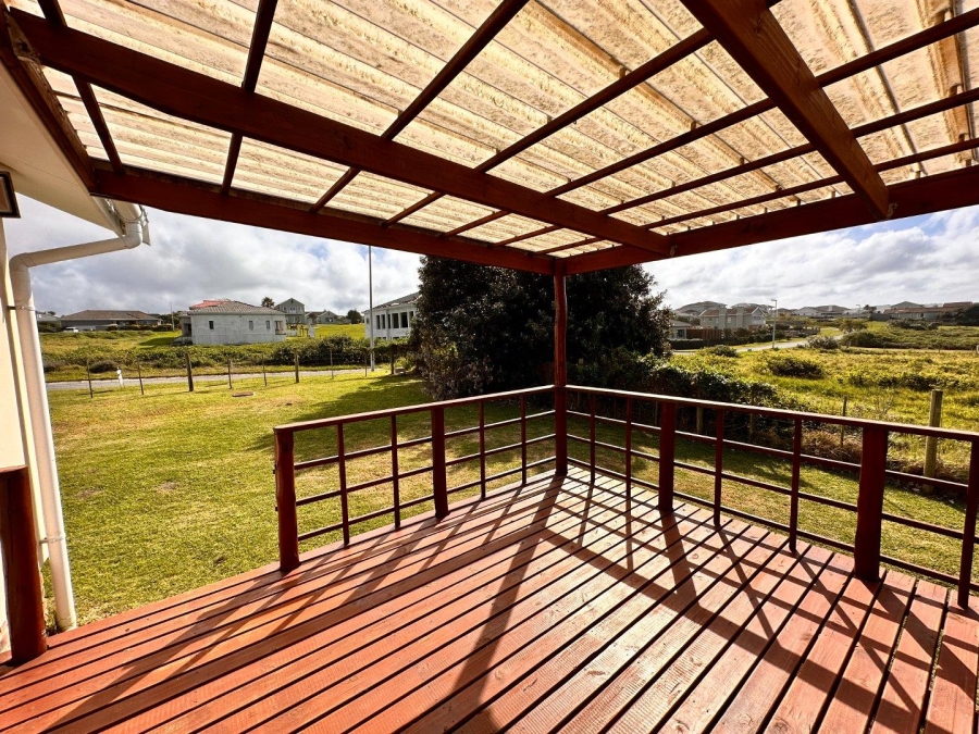 3 Bedroom Property for Sale in Kidds Beach Eastern Cape